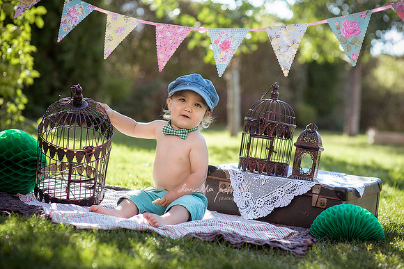Smash the cake. One year old