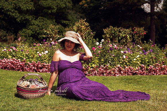 Mum to be in a purple dress