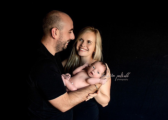 Newborn baby photo